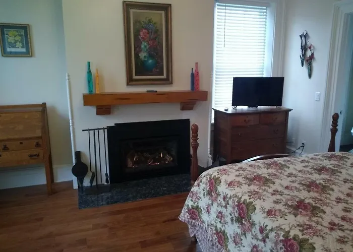 The Tiskilwa Bed & Breakfast Princeton